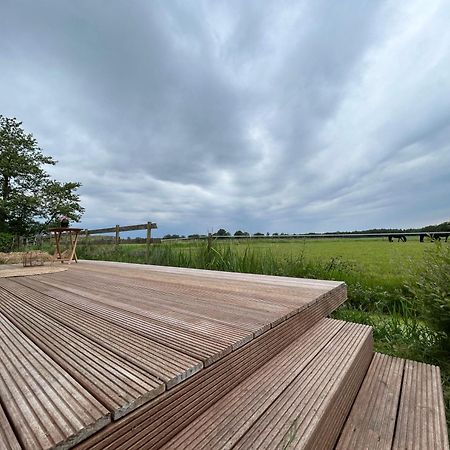 T'Hus Bed & Breakfast Katlijk ภายนอก รูปภาพ