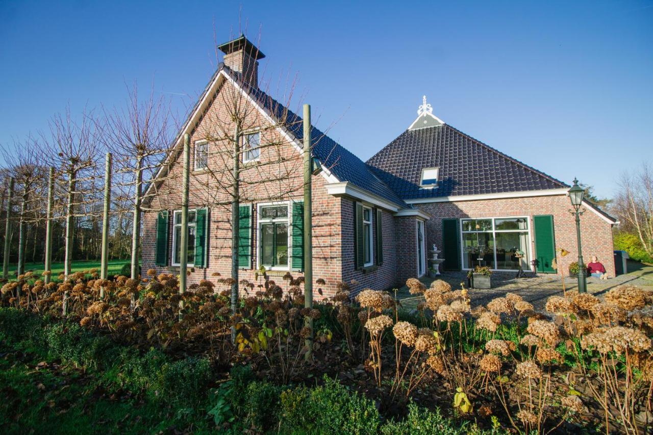 T'Hus Bed & Breakfast Katlijk ภายนอก รูปภาพ