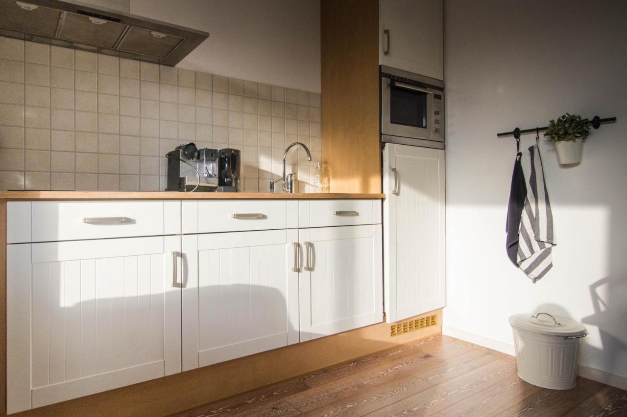T'Hus Bed & Breakfast Katlijk ภายนอก รูปภาพ