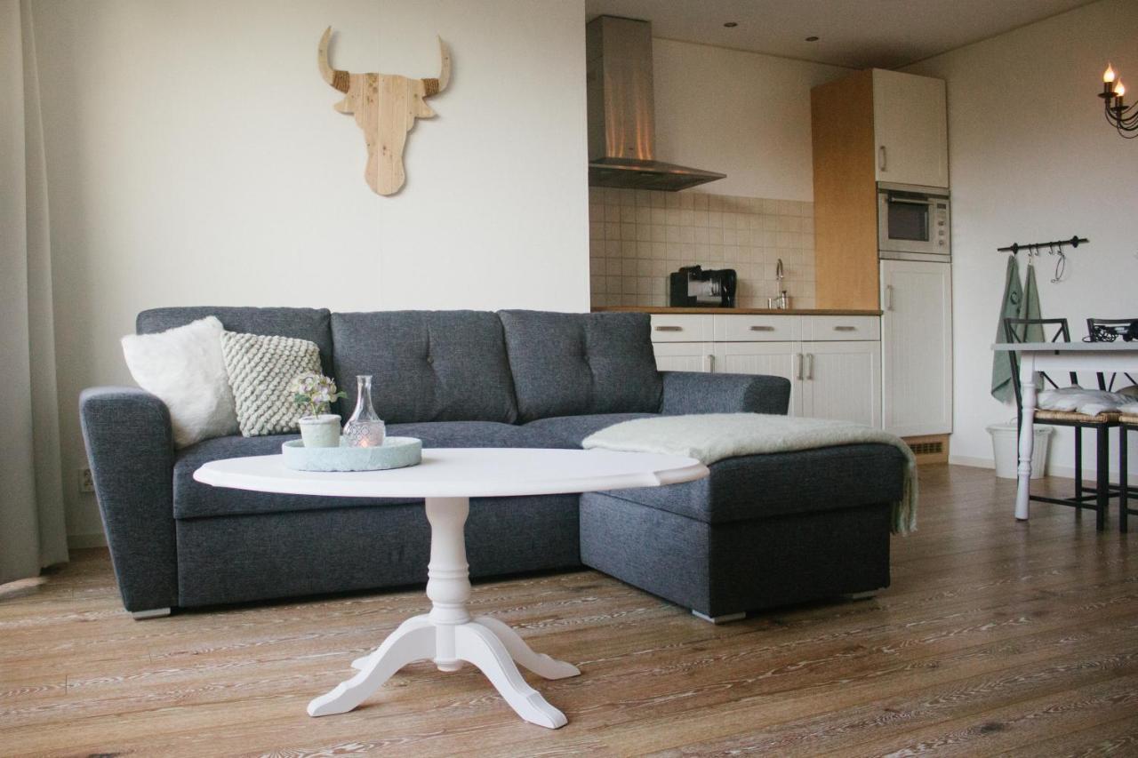 T'Hus Bed & Breakfast Katlijk ภายนอก รูปภาพ