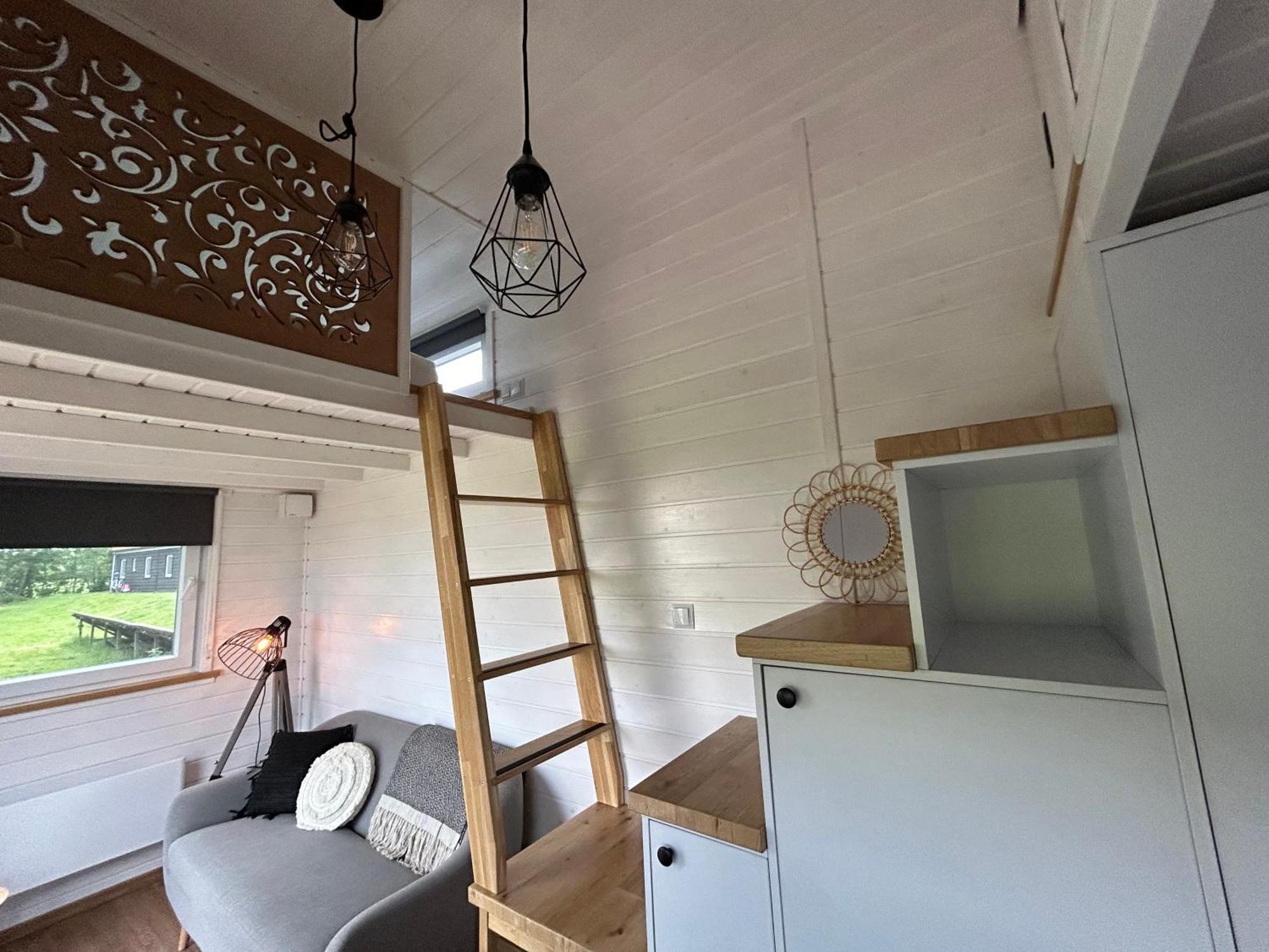 T'Hus Bed & Breakfast Katlijk ภายนอก รูปภาพ