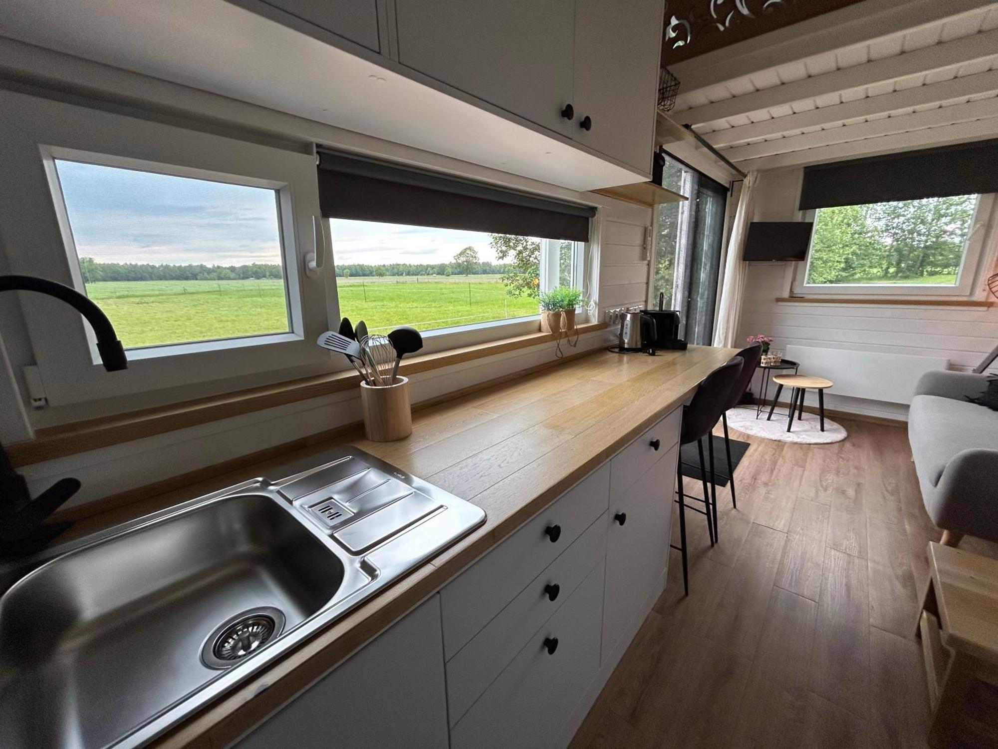 T'Hus Bed & Breakfast Katlijk ภายนอก รูปภาพ